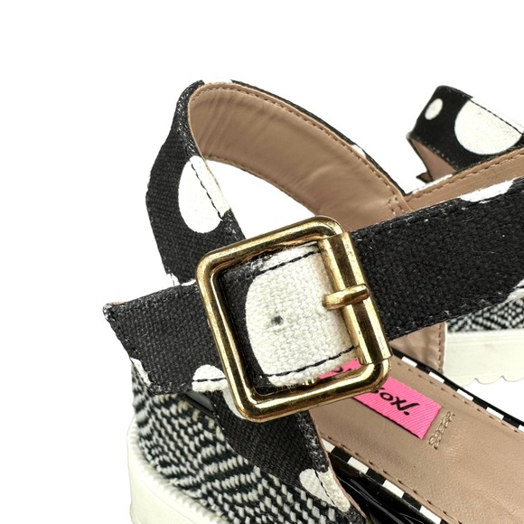 Betsey Johnson Shoes Womens 8 Platform Sandals Open Toe Buckle Strap - Picture 9 of 11